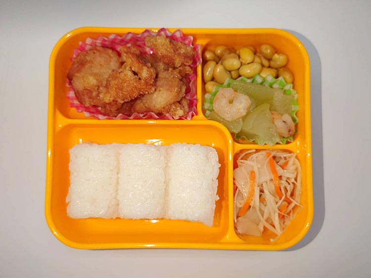 鶏の唐揚げ(お弁当給食)