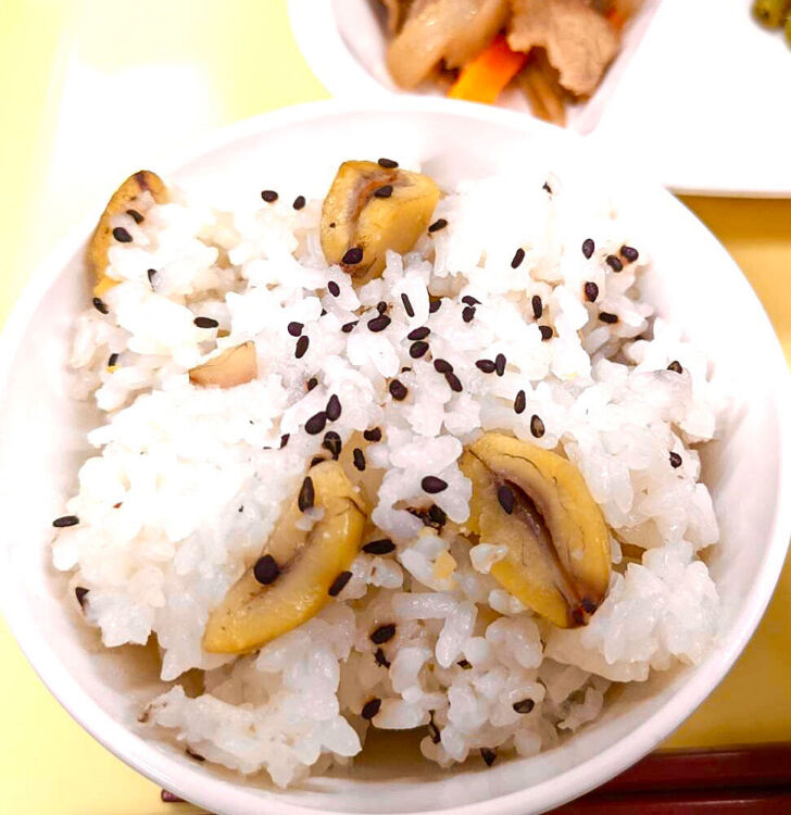 十三夜のほくほく「栗ご飯」給食(神奈川県 幼稚園)委託給食・自園給食