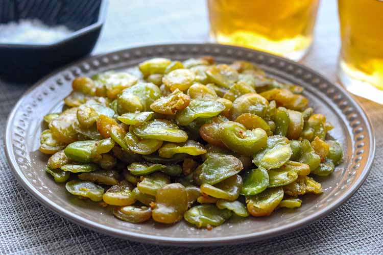 「揚げそら豆」幼稚園・保育園の人気の給食レシピ(富喜屋オリジナル食育レシピ)