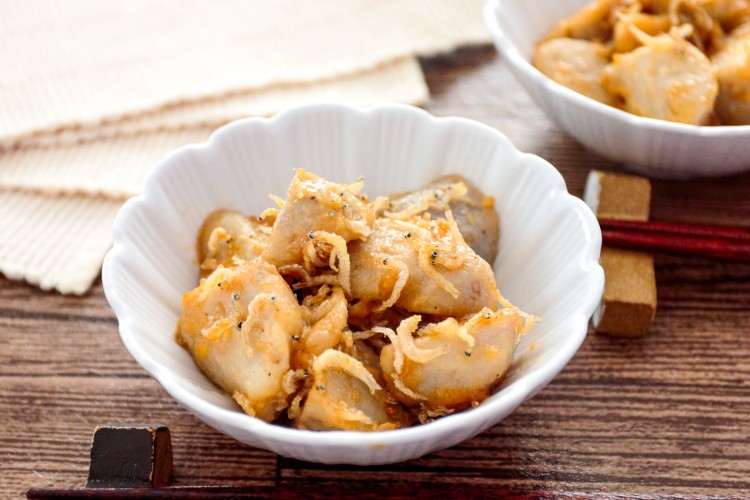 「揚げ里芋のじゃこマヨ和え」幼稚園・保育園の人気の給食レシピ（富喜屋オリジナル食育レシピ）